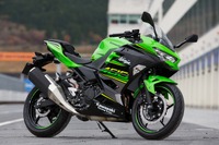 【カワサキ Ninja400 試乗】再び400ccクラスの起爆剤となるか…佐川健太郎 画像