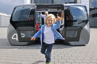 ボタンひとつで車が迎えに来る? VWが米新興企業と戦略的提携 画像