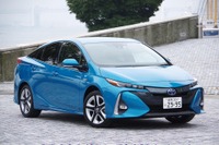 【トヨタ プリウスPHV 試乗】上級志向、HVとの差別化は成功するのか…木下隆之 画像