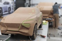 日産の新型車、開発中の写真…デトロイトモーターショー2018で公開予定 画像