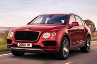 550psツインターボ、ベントレー ベンテイガ にV8搭載車を新設定 画像