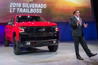 シルバラード 新型に「トレイルボス」、オフロード仕様を公開…デトロイトモーターショー2018 画像