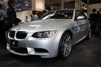 【東京モーターショー07】写真蔵…BMW M3 セダン、GT-R の向こうを張って 画像