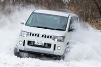 深まる「デリカ愛」…雪上オフロードでオーナーたちが再認識した「三菱 デリカD:5」の底力とは 画像