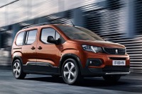 プジョーの新型MPV、リフター に「i-Cockpit」搭載…ジュネーブモーターショー2018で発表へ 画像