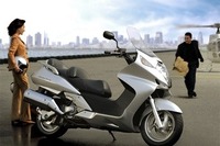 ホンダから大型スクーター『シルバーウイング<400>』 画像