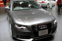 【東京モーターショー07】アウディ A4 新型、08年春に国内発売へ 画像