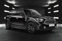 MINIクロスオーバー、ブラック基調の限定モデル発売 日本初導入の2リットルターボ搭載 画像