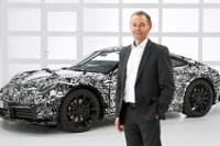 ポルシェ 911 次期型、先進運転支援システム搭載へ…自動運転化には慎重 画像