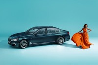 BMW 7シリーズ、誕生40周年記念モデル発売 専用色で革新性と伝統を表現 画像