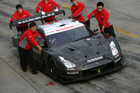 【SUPER GT】日産 GT-R がシェイクダウン 画像