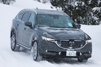 マツダ CX-8 の走りはホンモノか…雪上でテストドライブ!【VR試乗】 画像