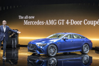 メルセデスAMG GT クーペ に最新コネクト、スマホ連携強化…ジュネーブモーターショー2018 画像