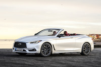 日本導入はナシ、なのか…インフィニティ Q60 新型、コンバーチブルの存在をキャッチ 画像