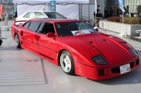 パノラマ撮影失敗? ストレッチフェラーリ? LPガス燃料で走るなぞの1台…IAAE 2018 画像