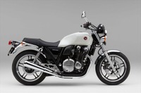 ホンダ CB1100シリーズ、カラーバリエーション変更へ…ABSやETCは全車標準化 画像