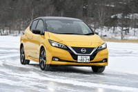 【日産 リーフ 氷上試乗】スポーツカーを自在に操っているかのように軽快…木下隆之 画像