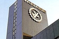 【新聞ウォッチ】ヤナセ、梁瀬会長の“老いの一徹”で娘婿再び解任 画像