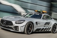 585hpのメルセデス AMG GT「R」、史上最もパワフルなF1セーフティカーに 画像