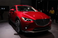 マツダ CX-3 改良新型に新エンジン、加速性能が向上…ニューヨークモーターショー2018 画像