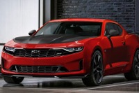 シボレー カマロ に2019年型、表情一新…サーキット仕様にダウンサイズ2.0ターボ初設定 画像