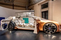 ルノーの完全自動運転EVが進化、住宅のインテリアとして機能 画像