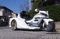 パフォーマンスブラザーズ、GL1800トライクの最高峰モデル「エウジェニオ」発売 画像