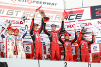 【SUPER GT 第2戦】GT500決勝…ニスモGT-Rの松田次生&クインタレッリが今季初優勝、松田は通算20勝を達成 画像