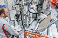 自動車メーカーのスマートファクトリー化、2022年末までに24%と予想 画像