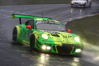 【ニュル24時間】総合優勝はポルシェ911GT3 R、スバルはクラス優勝…ラスト1時間の大波乱 画像