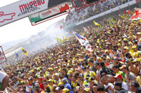 決勝レース直後にメインストレート開放へ、国内初…MotoGP 日本GP 画像