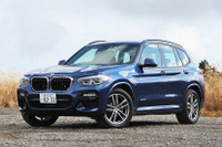 BMW X3 新型の一部モデルにHUDを追加、安全性能向上 画像