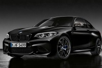BMW M2クーペ、黒基調の限定車を発表 Mパフォーマンスパーツを多数採用 画像