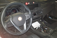 BMW X5 新型、公式リークでも明かされなかったコックピット＆テールライトを激写 画像