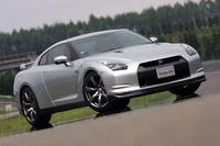 日産 GT-R がやって来る! 11月23-25日 画像