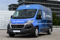 ZF、自動運転の配送トラック発表…自ら駐車スペースを探す 画像