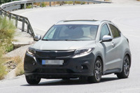 ホンダ HR-V が日本版 ヴェゼル 以上の大改良!? プロトタイプを目撃 画像