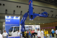 橋梁点検用のゴンドラ車、人が行けない場所にも簡単に…インフラ検査・維持管理展2018 画像