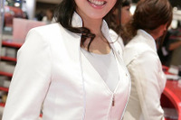 【東京モーターショー07】コンパニオン写真蔵…ダイハツ その5 画像