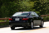 【インプレ'07】木下隆之 レクサス『LS600h』世界最大級のHVらしい頼もしさ 画像