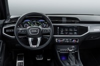 アウディ Q3 新型、最新バーチャルコクピット設定…モニターは最大12.3インチ 画像