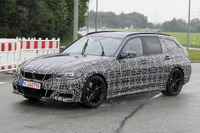反撃の7代目、BMW 3シリーズツーリング 次期型を鮮明スクープ! 画像