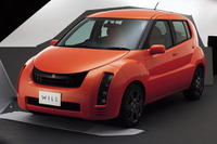 【東京ショー2001出品車】トヨタ/WiLLの第3弾『VC』は最先端ITカー 画像