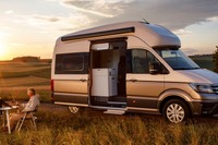 VW、バスルーム付き新型キャンピングカー発表…2019年欧州発売へ 画像