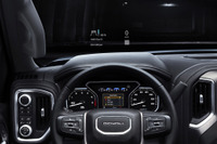 GMの新型ピックアップトラック、日本板硝子のHUD対応ガラスを採用 画像