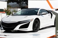 ホンダ NSX 改良新型、15万7500ドルから…10月発売へ 画像