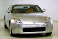 【東京ショー2001出品車】日産『フェアレディZ』に「共通グリル」が採用されなかったのは? 画像