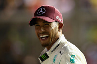 【F1 シンガポールGP】ハミルトンが「マジックのような」完ぺきな走りでポールポジションを獲得 画像