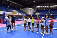 世界へ羽ばたく子どもたちにプロテニス選手のレッスンを…ポルシェのスポーツ支援プロジェクトとは 画像