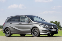 メルセデスベンツ Bクラス 新型、パリモーターショー2018で発表へ 画像